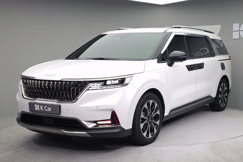Kia Carnival дизель 2.2 (9 мест)
