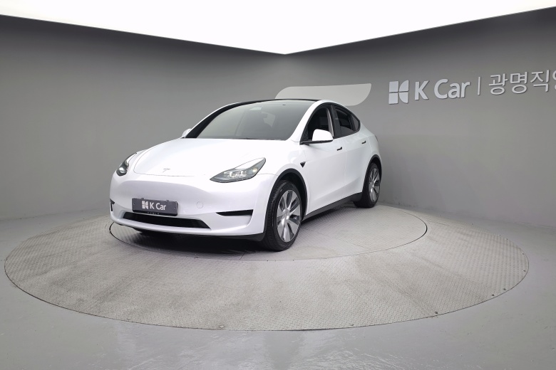 Tesla Y RWD