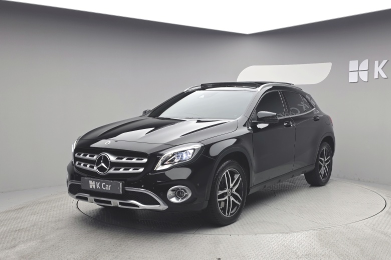 Mercedes-Benz GLA-Class