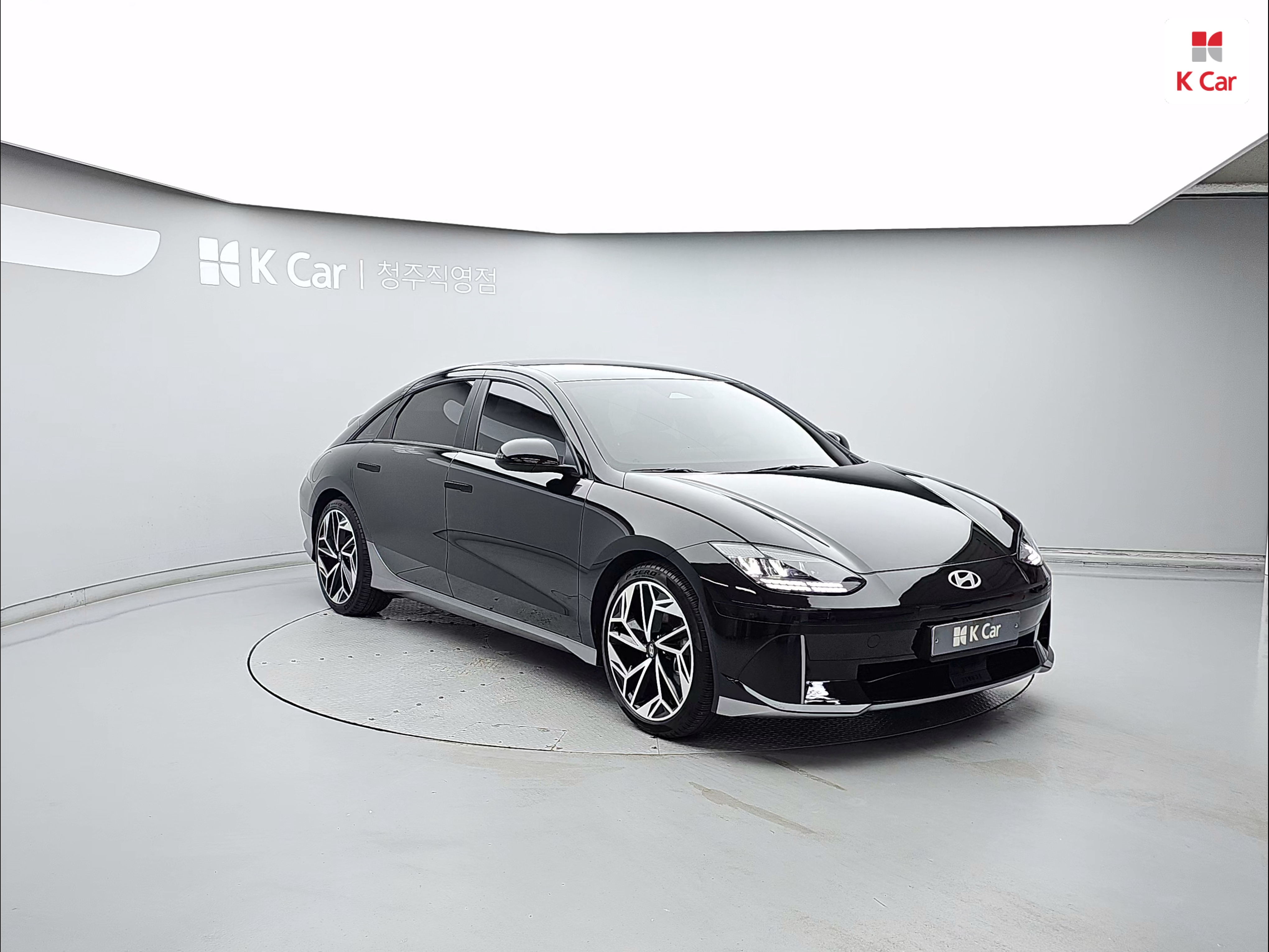 HYUNDAI Ioniq 6 Long Range 2WD