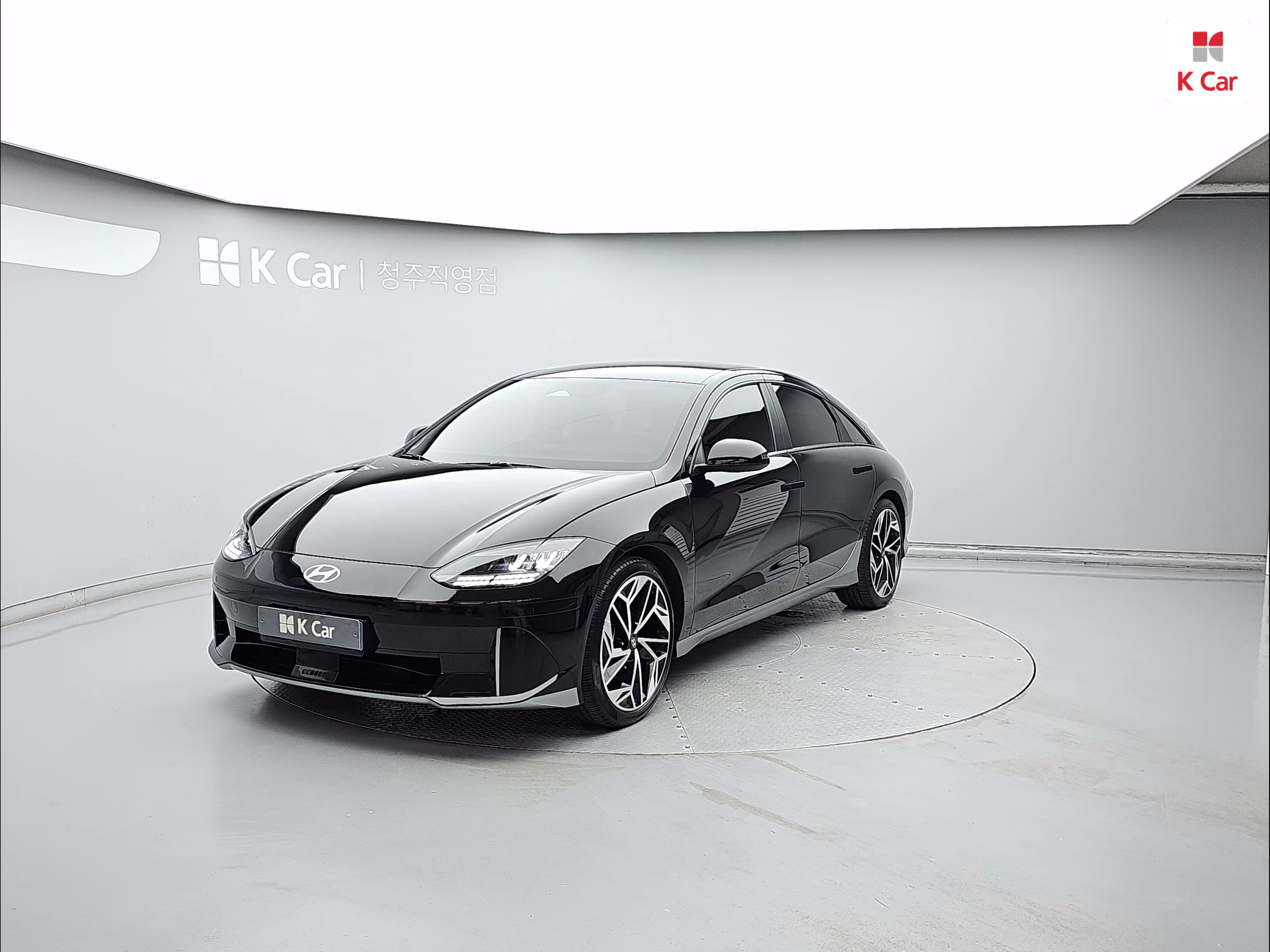 HYUNDAI Ioniq 6 Long Range 2WD
