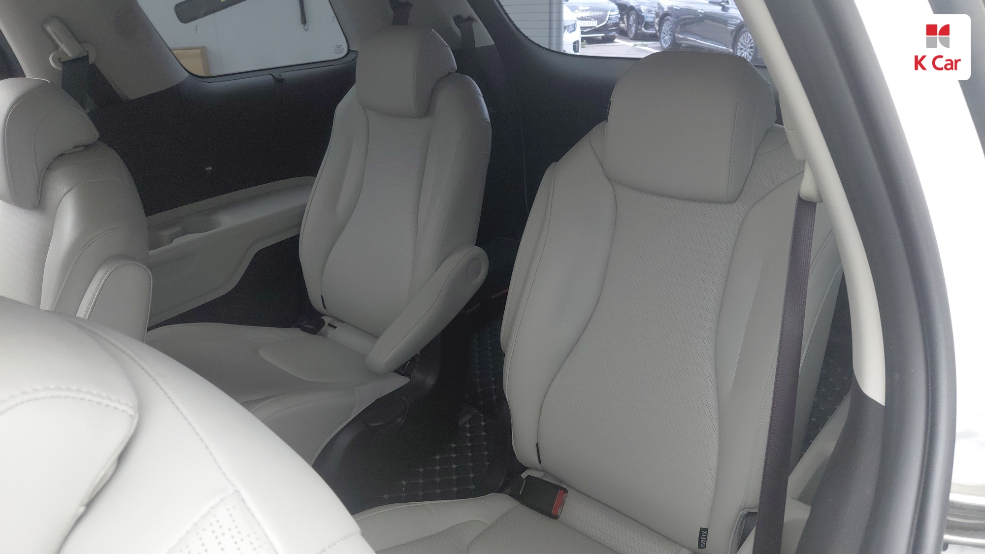 Kia Carnival бензин 3.5 (9 мест), миниатюра 29