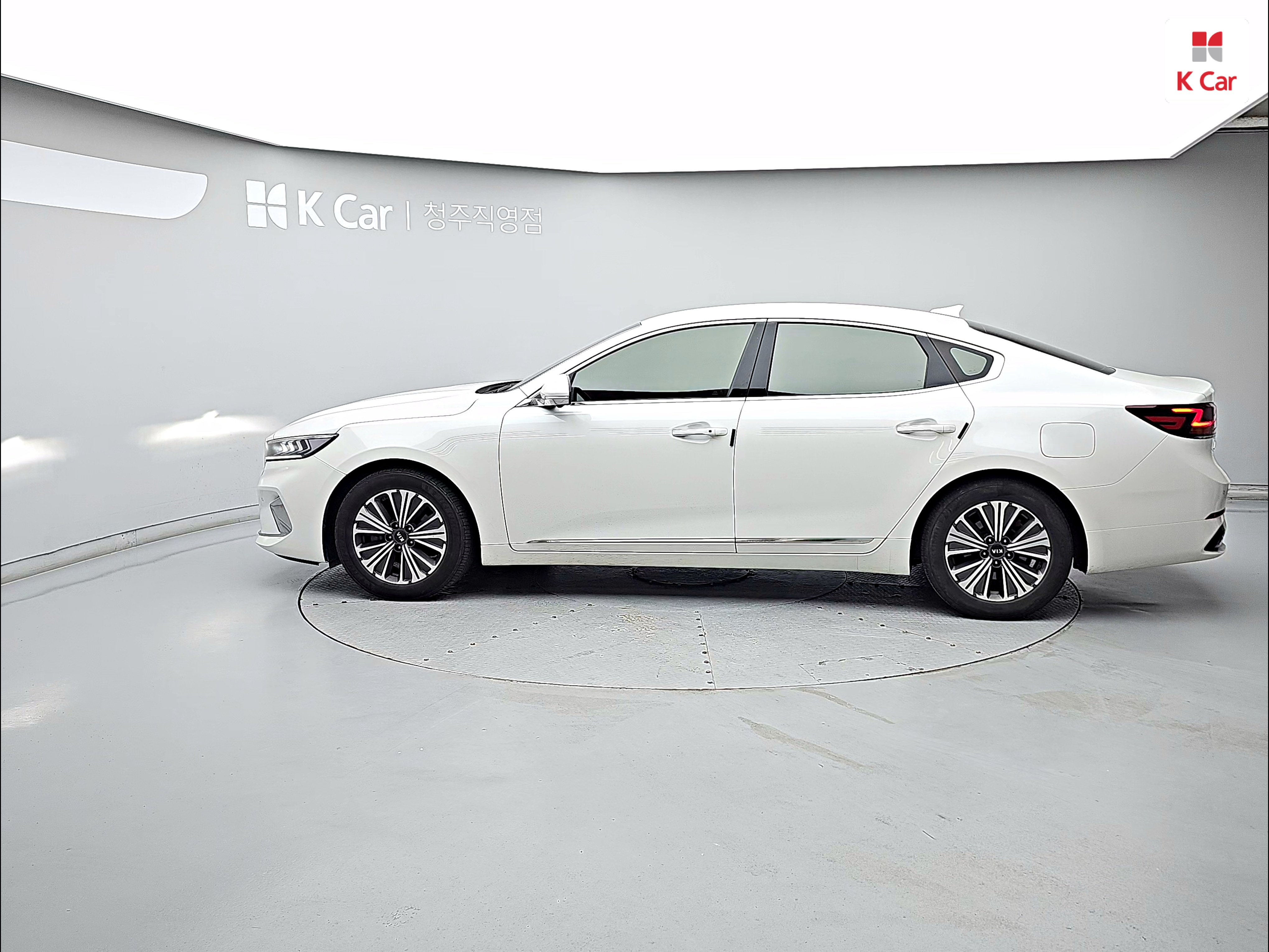 KIA K7 Premier Hybrid Signature