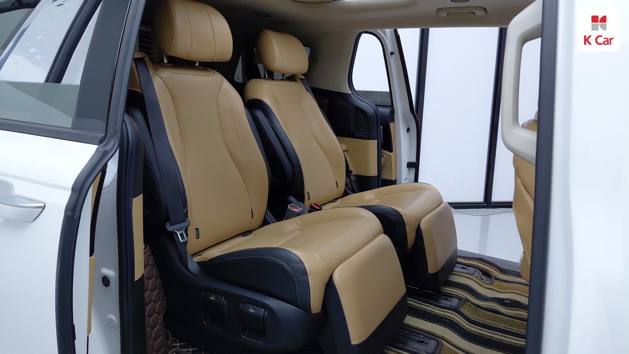 Kia Carnival бензин 3.5 (7 мест) Signature, миниатюра 6