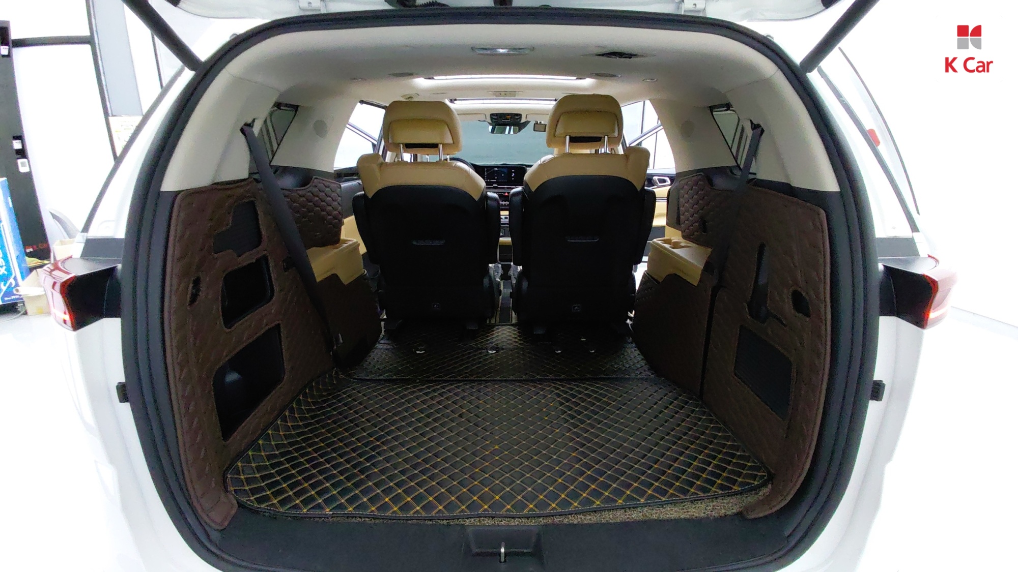 Kia Carnival бензин 3.5 (7 мест) Signature, миниатюра 8