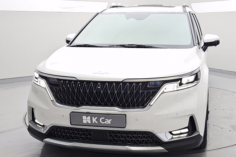 Kia Carnival бензин 3.5 (7 мест) Signature