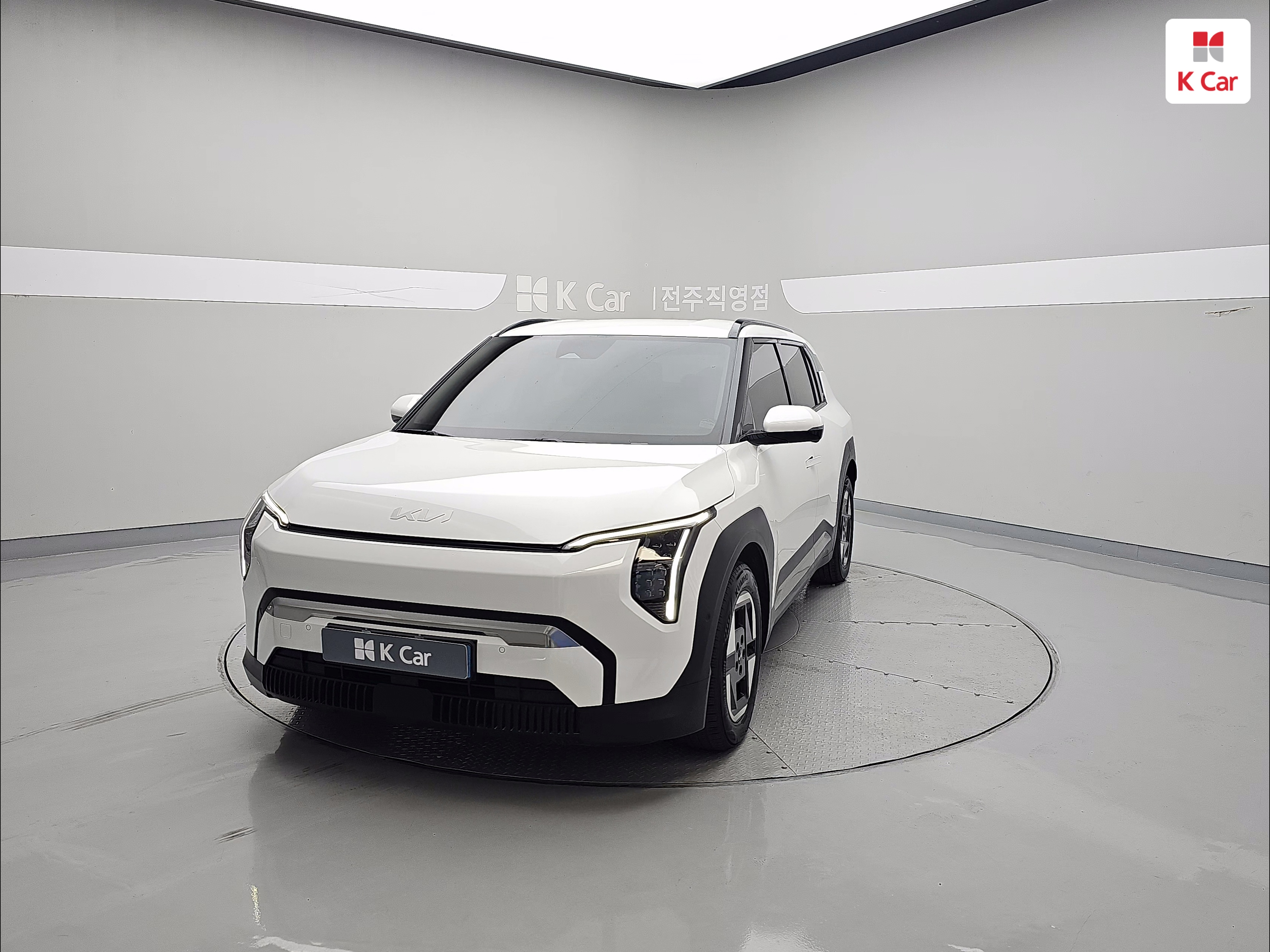 기아 EV3 롱 레인지 2WD 어스