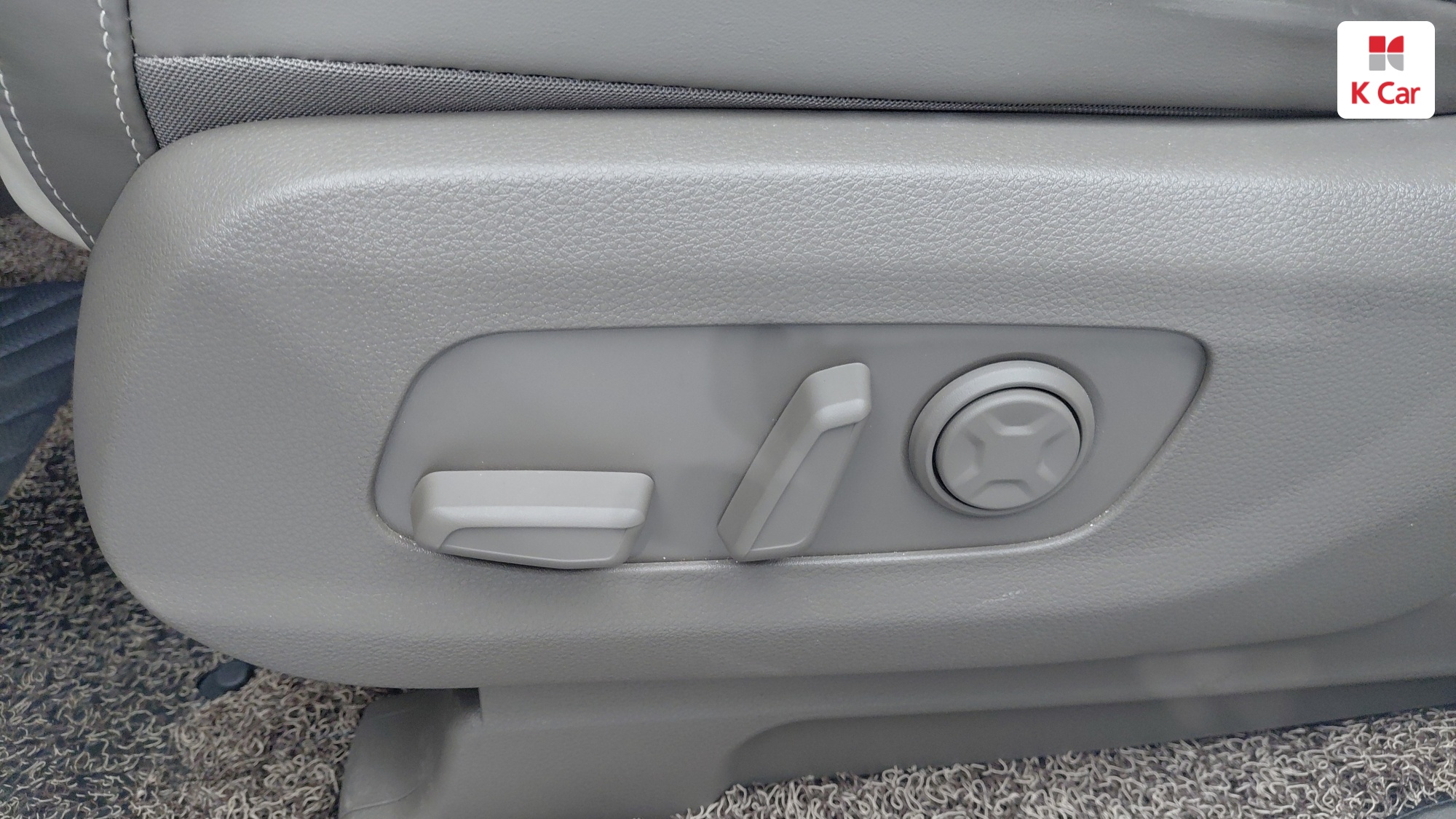 Kia Carnival бензин 3.5 (9 мест) Signature, миниатюра 13