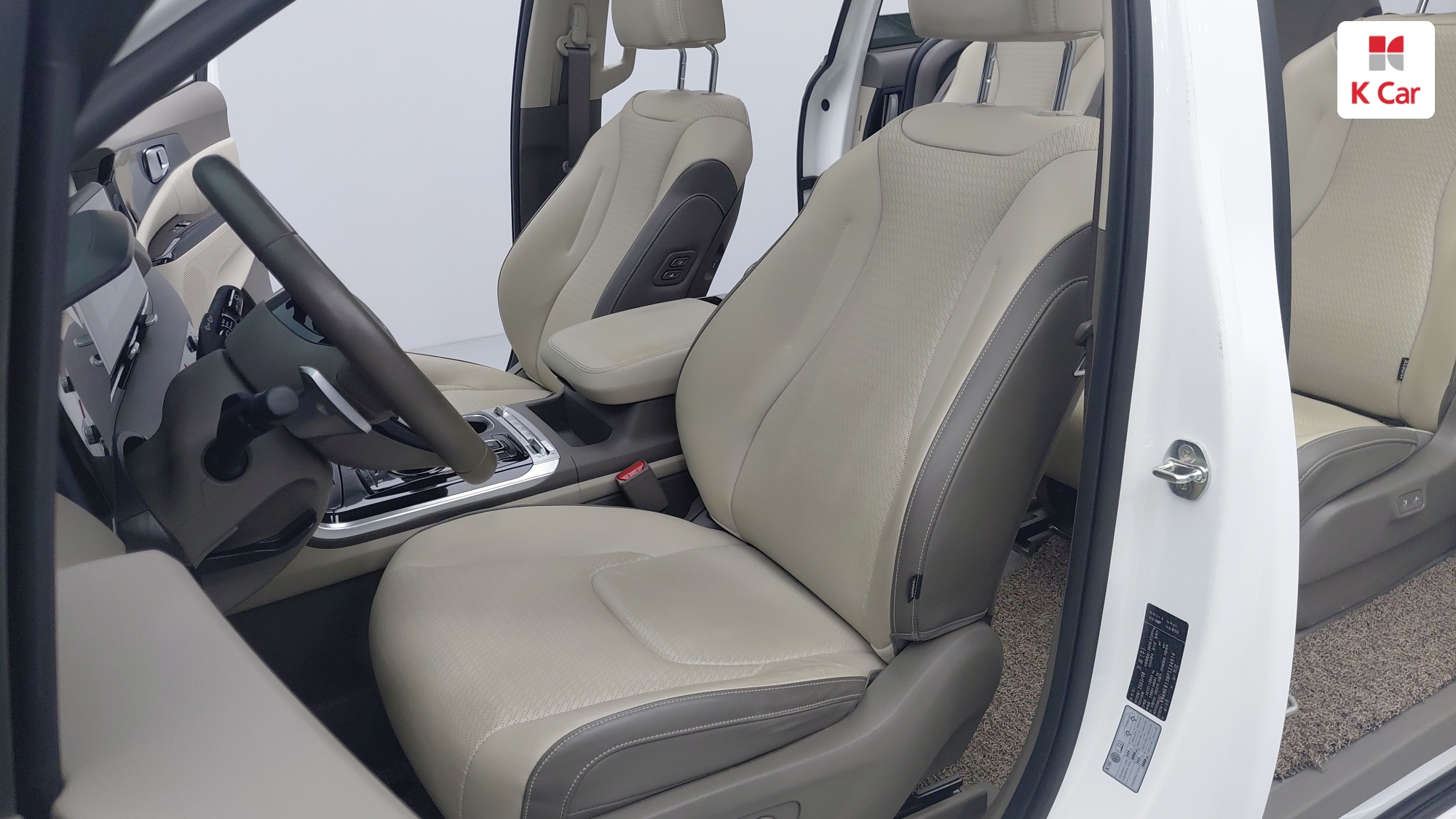Kia Carnival бензин 3.5 (9 мест) Signature, миниатюра 4