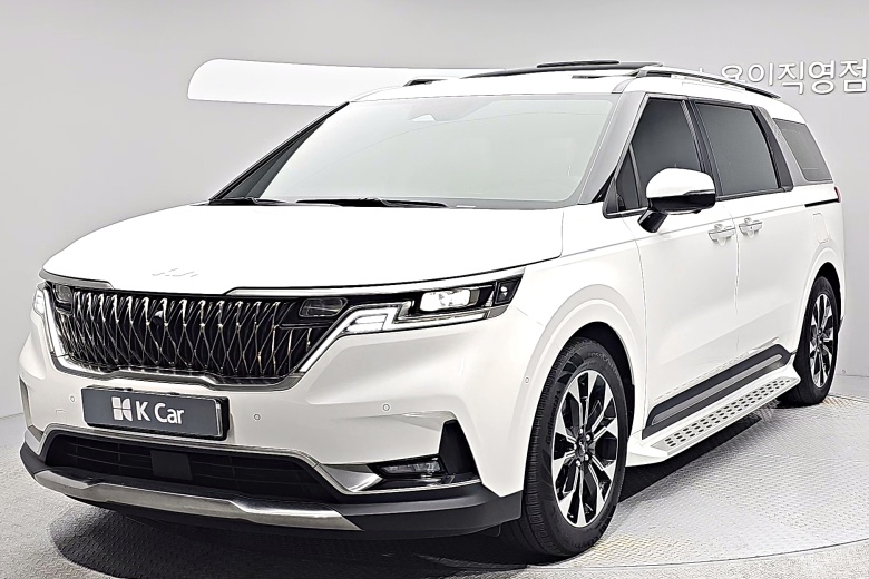 Kia Carnival бензин 3.5 (9 мест) Signature