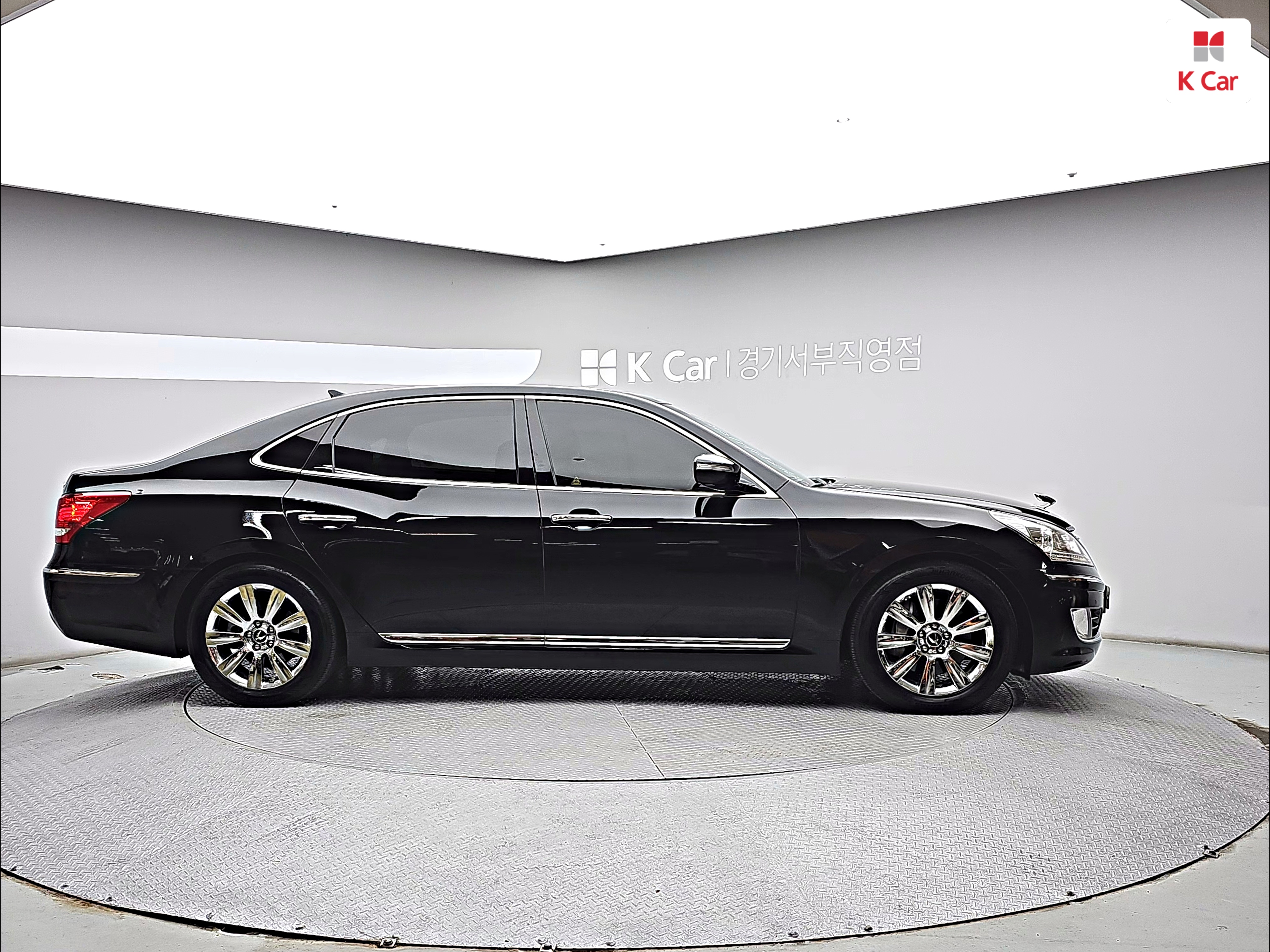 HYUNDAI Ecuus (New Model) VS380