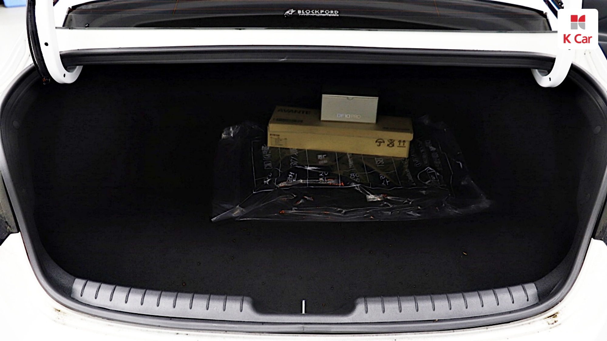 Hyundai Avante (CN7) бензин 1.6, миниатюра 17