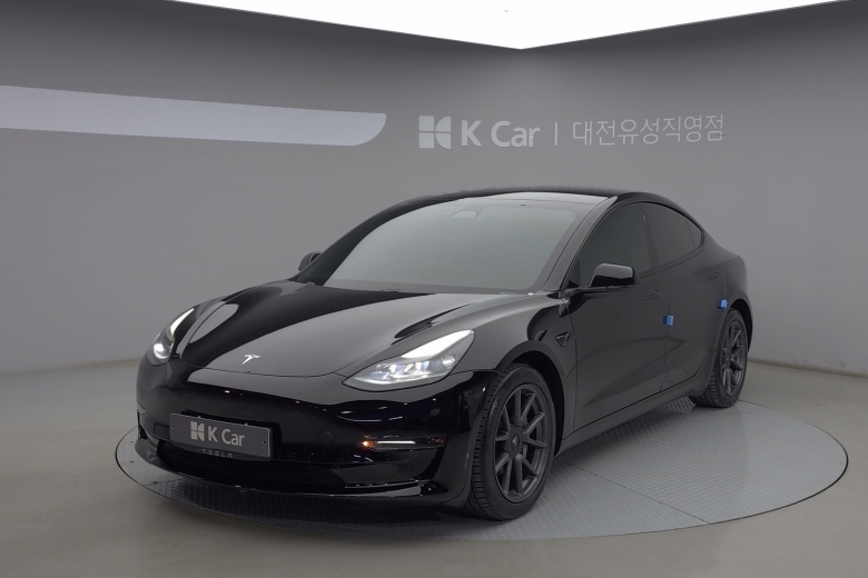 Tesla 3 AWD