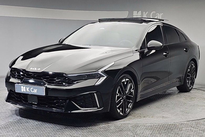 Kia K5 III бензин Turbo 1.6 Signature