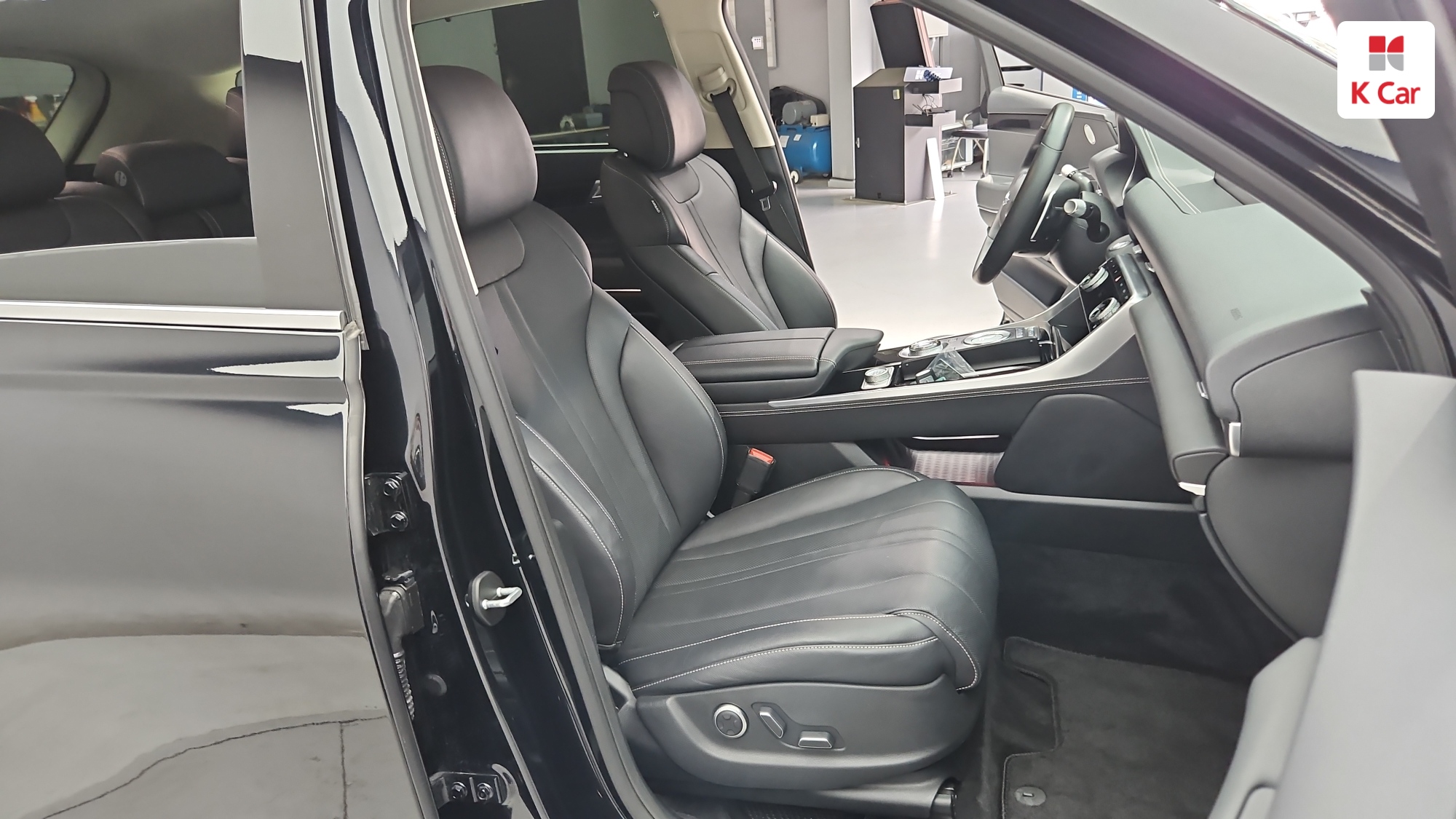 Genesis GV80 бензин 3.5 AWD (5 мест), миниатюра 16