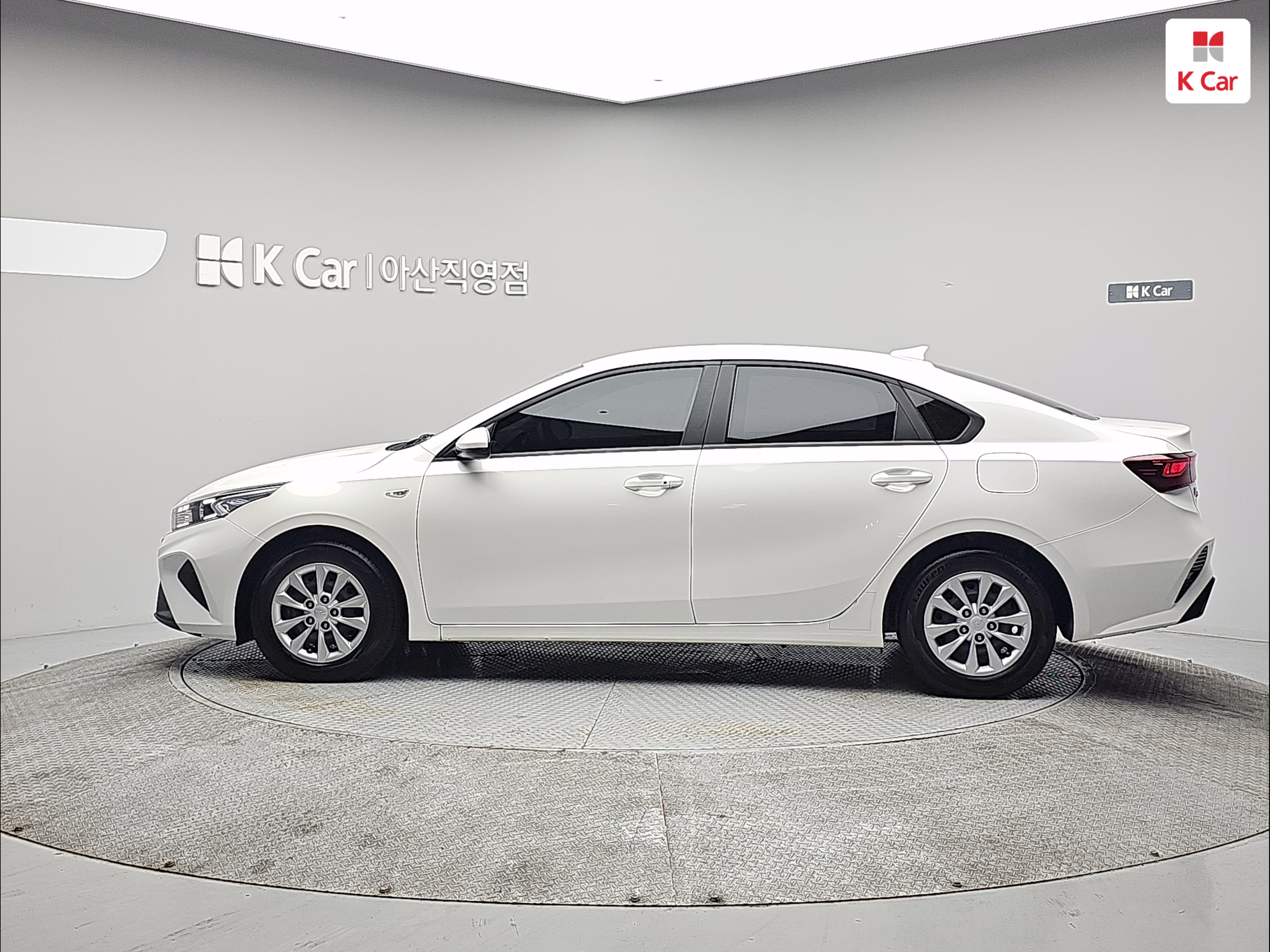 KIA The New K3 1.6 Gasoline