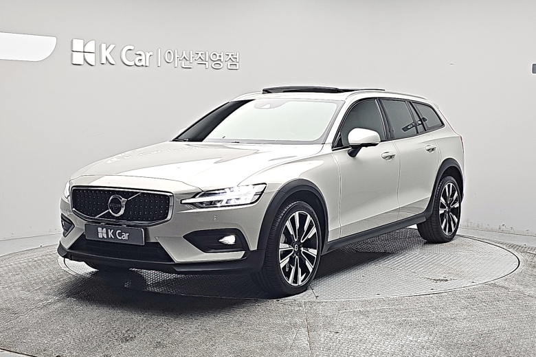 Volvo V60 бензин 4WD B5 AWD