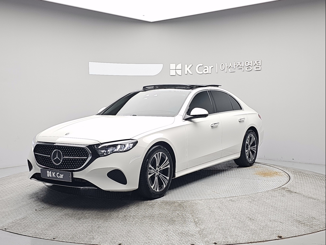 Mercedes-Benz E-Class W214 360°