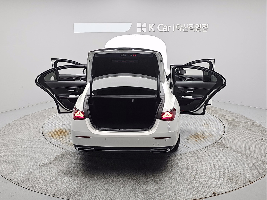 Mercedes-Benz E-Class W214 Petrol 2.0 — 6