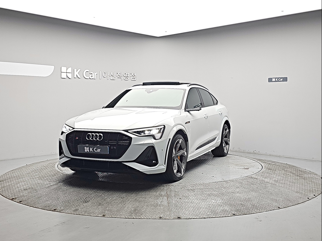 Audi e-tron 360°