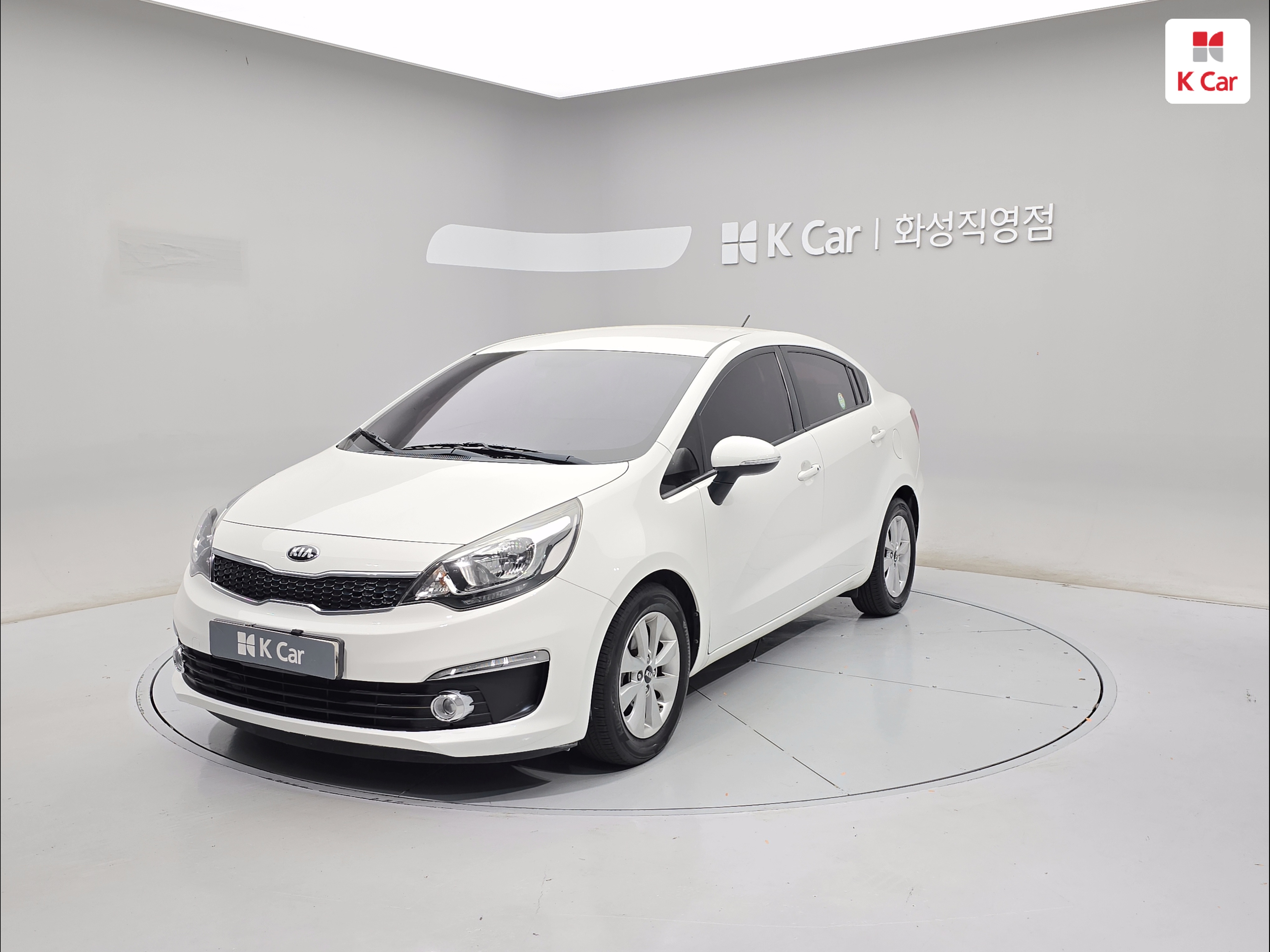 KIA The New Pride 4Door 1.6 GDI KIA The New Pride 4Door 1.6 GDI
