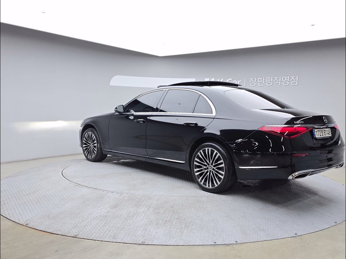 Mercedes-Benz S-Class W223 Petrol 4WD — 3