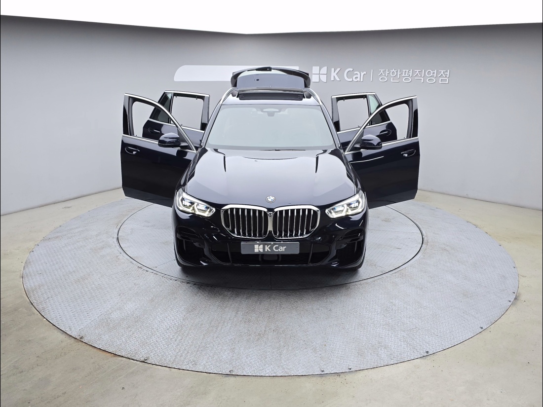BMW X5 Petrol 4WD — 5