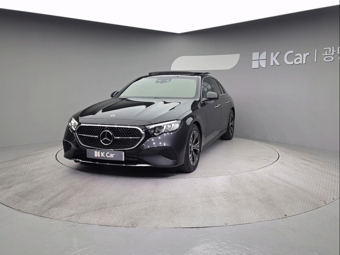 Mercedes-Benz E-Class W214 360°