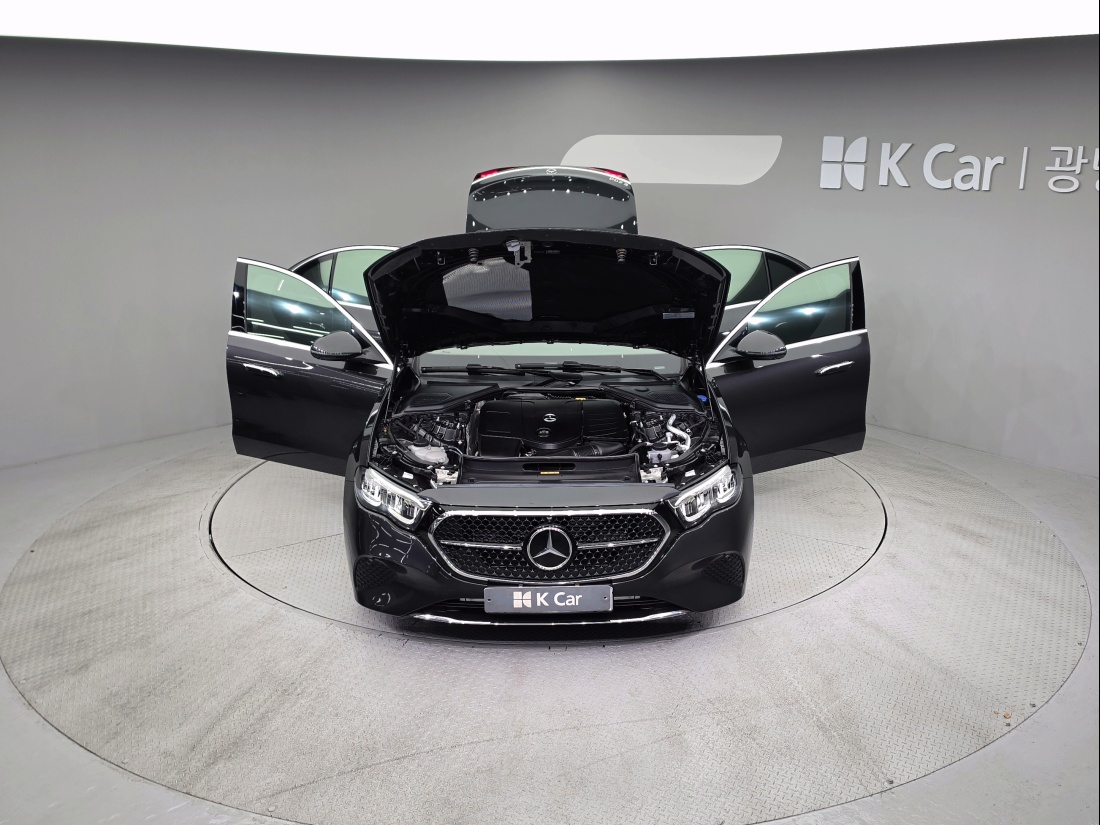 Mercedes-Benz E-Class W214 Petrol 2.0 — 5