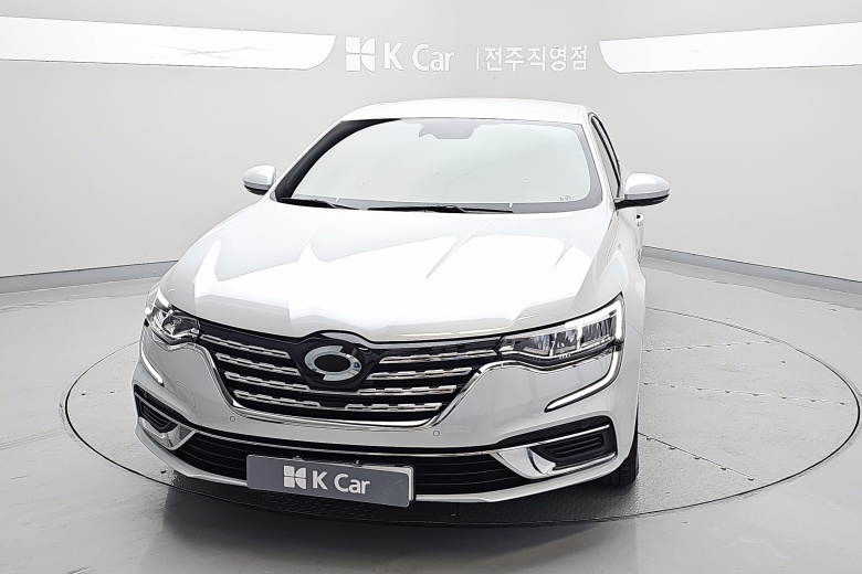 Renault SM6