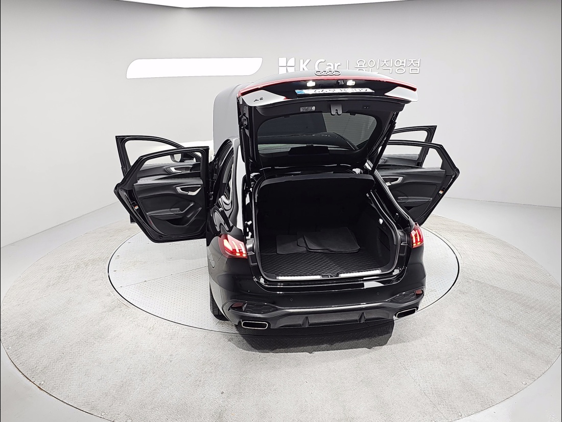 Audi A5 Petrol 2.0 — 6