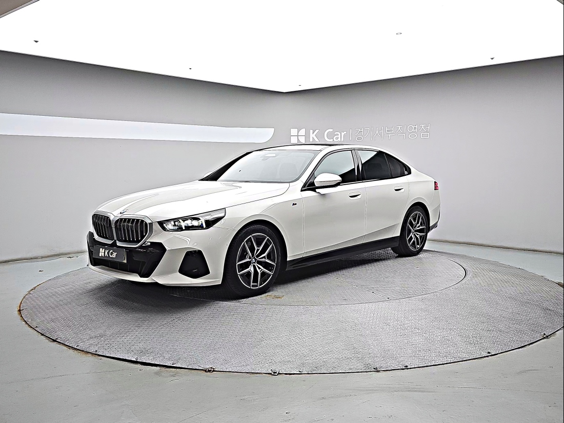 BMW 5 Series Petrol 2WD