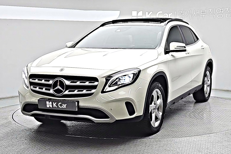 Mercedes-Benz GLA-Class