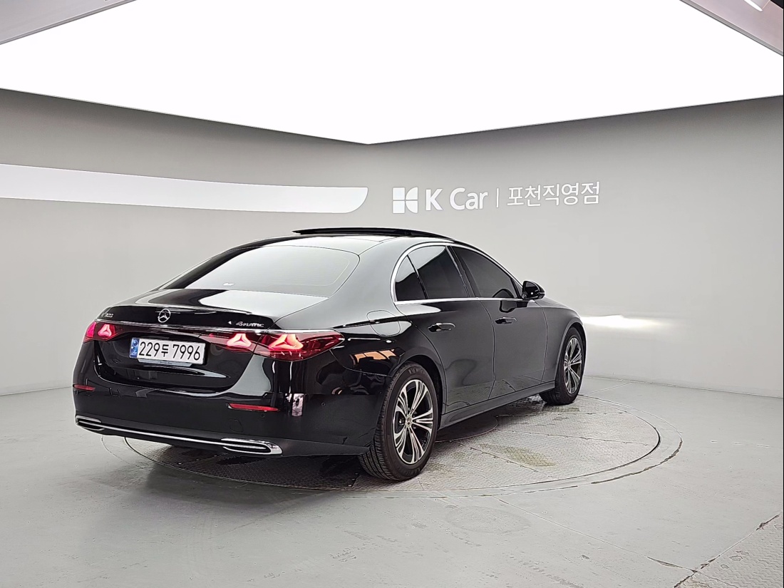 Mercedes-Benz E-Class W214 Petrol 2.0 — 4