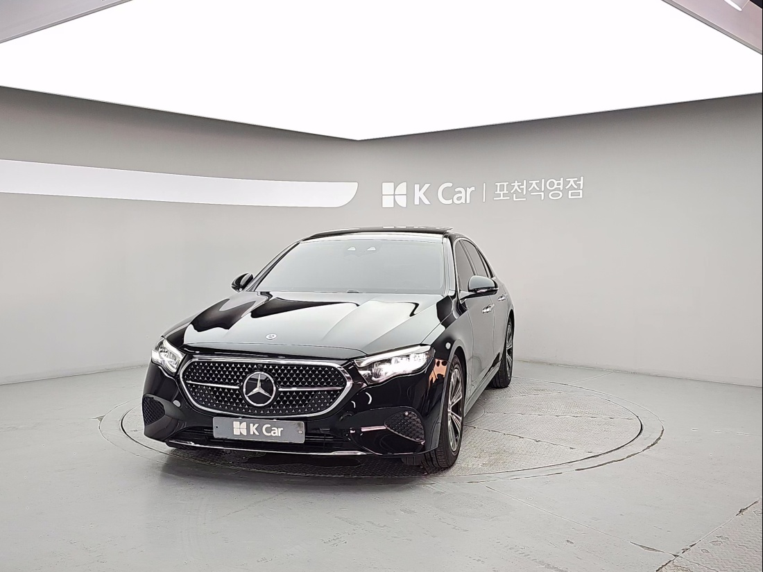 Mercedes-Benz E-Class W214 360°