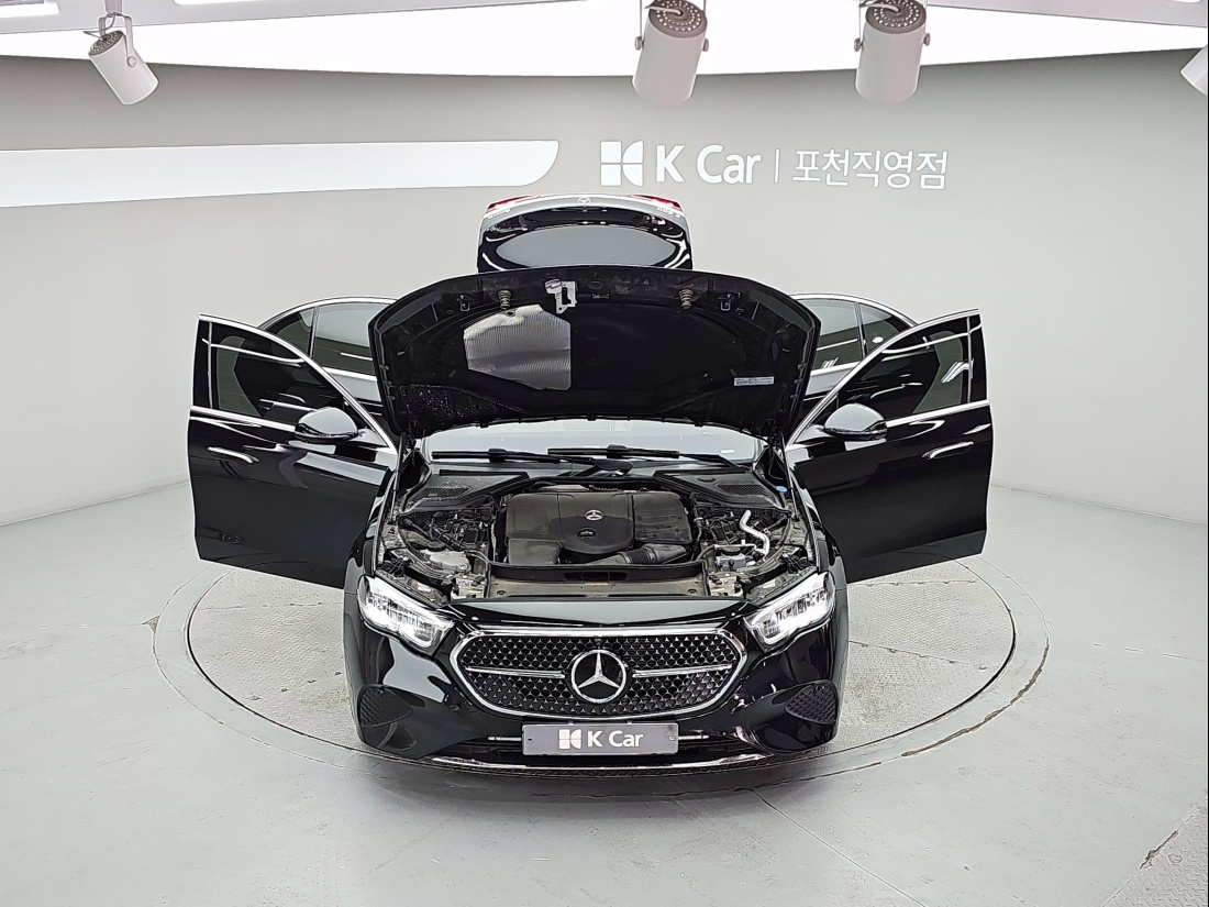 Mercedes-Benz E-Class W214 Petrol 2.0 — 5