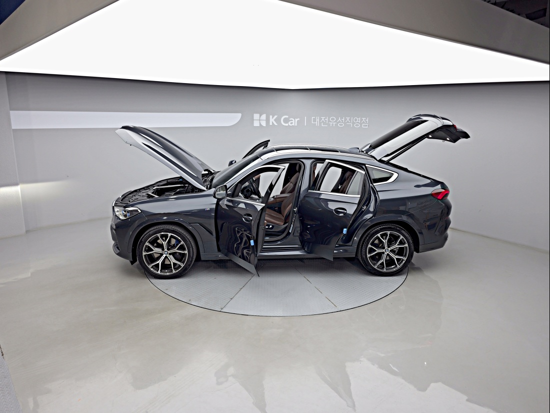 BMW X6 Diesel 4WD — 7