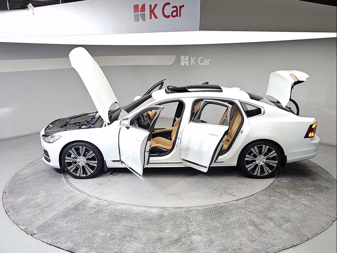 Volvo S90 B6 AWD Ultimate — 7