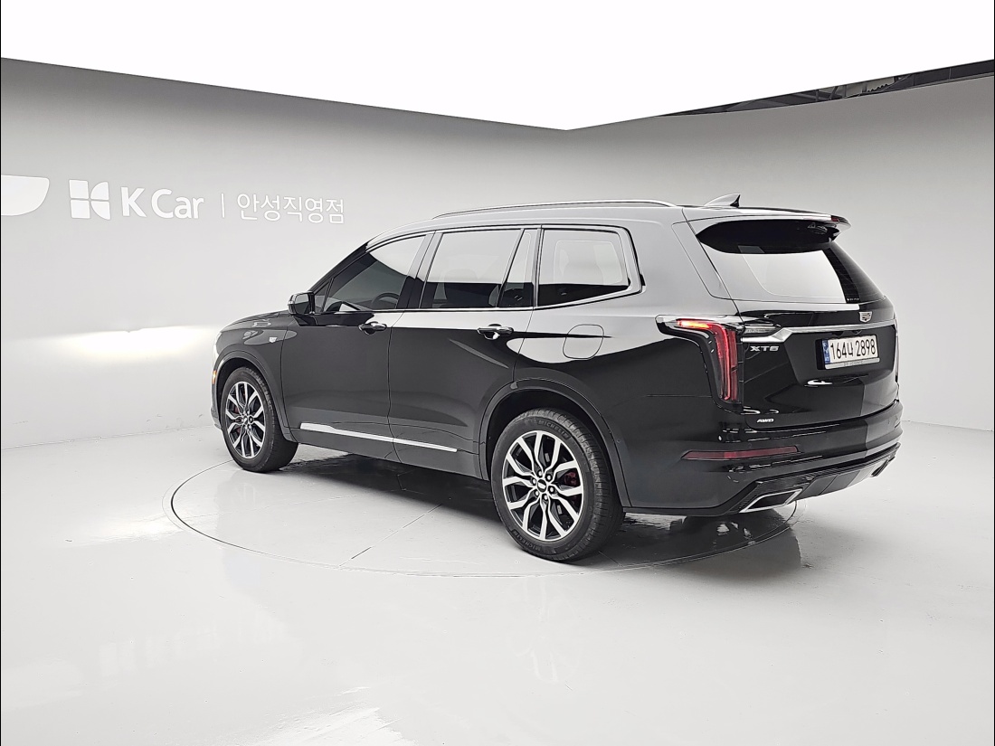Cadillac XT6 Petrol 4WD — 3