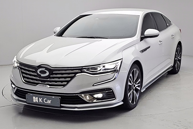 Renault SM6
