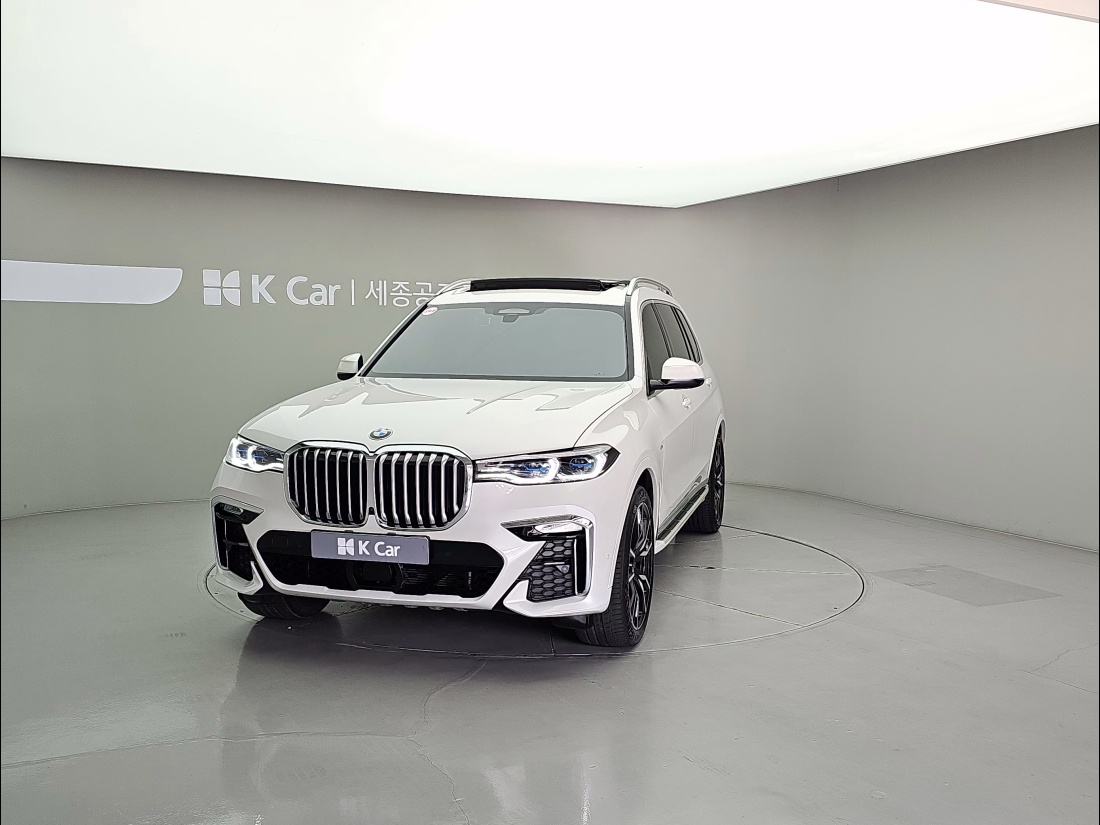 BMW X7 360°