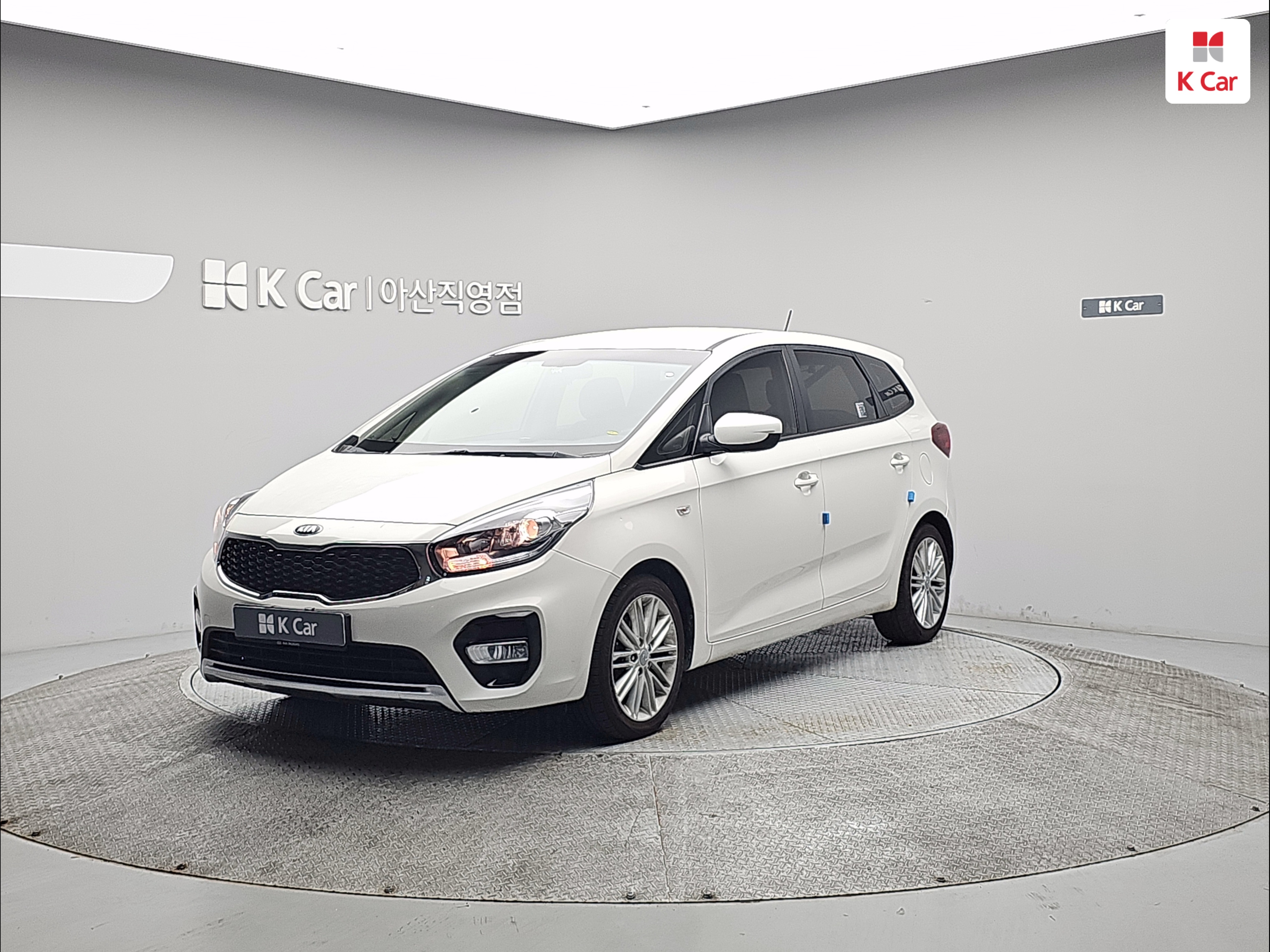 기아 더 뉴 카렌스 2.0 LPI 럭셔리 기아 더 뉴 카렌스 2.0 LPI 럭셔리