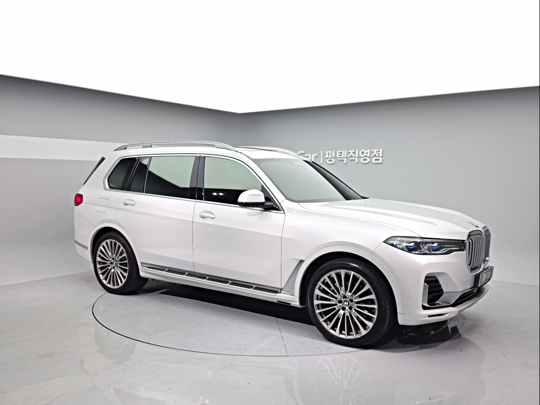 BMW X7 Diesel 4WD — 2