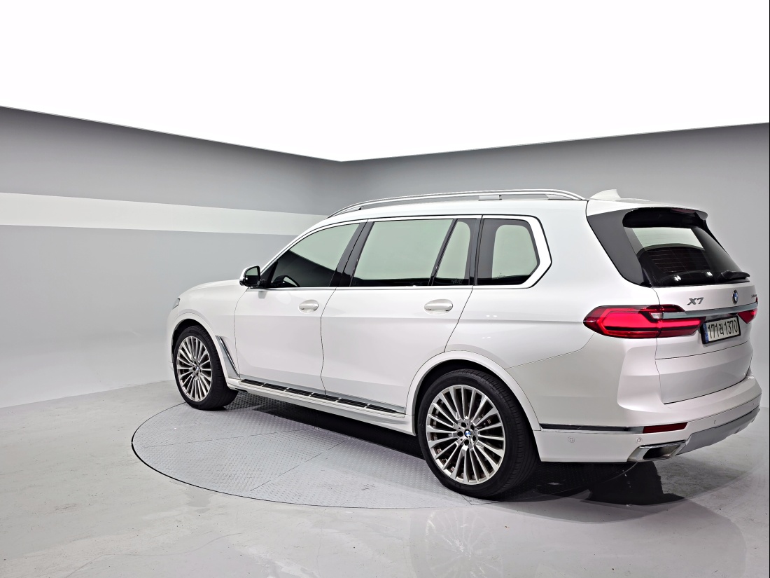 BMW X7 Diesel 4WD — 3