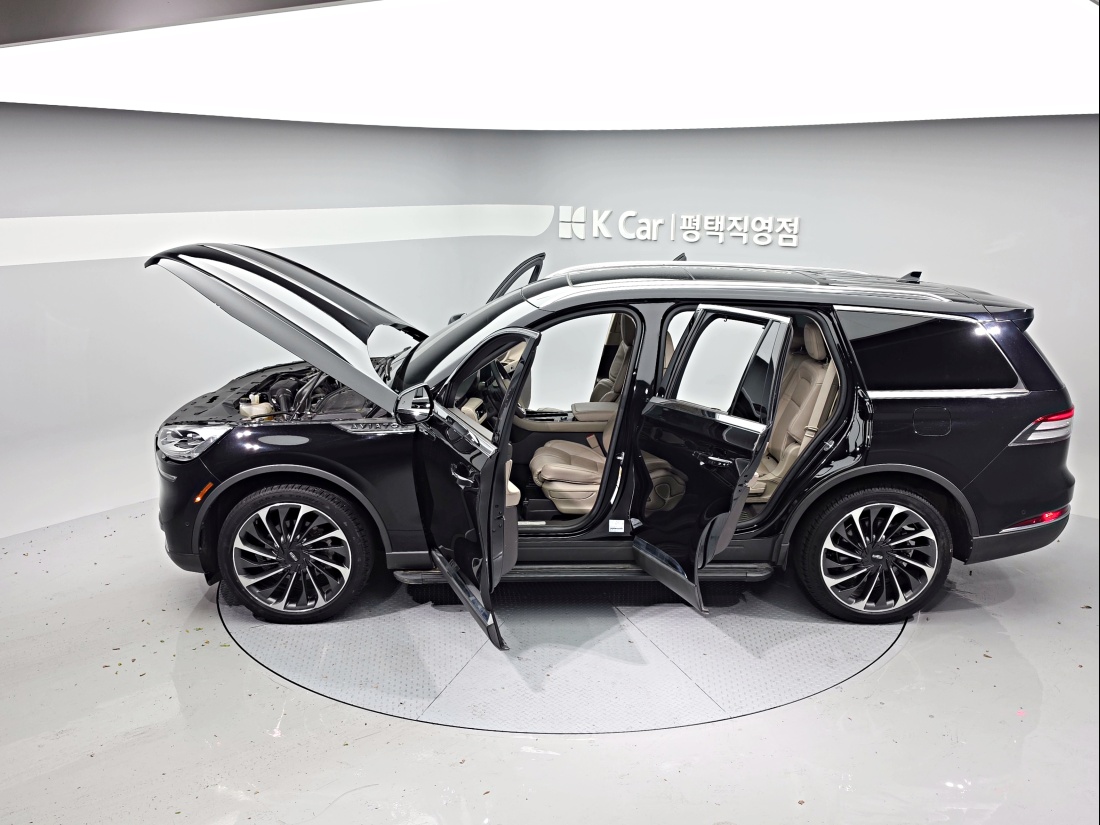 Lincoln Aviator 2nd gen Petrol 4WD — 7