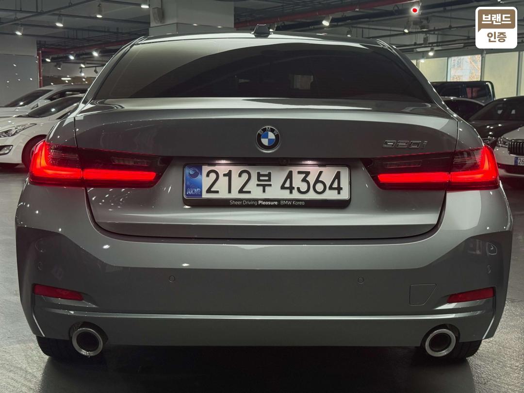 BMW 3 Series G20 Gasoline 2WD 320i — фото 4