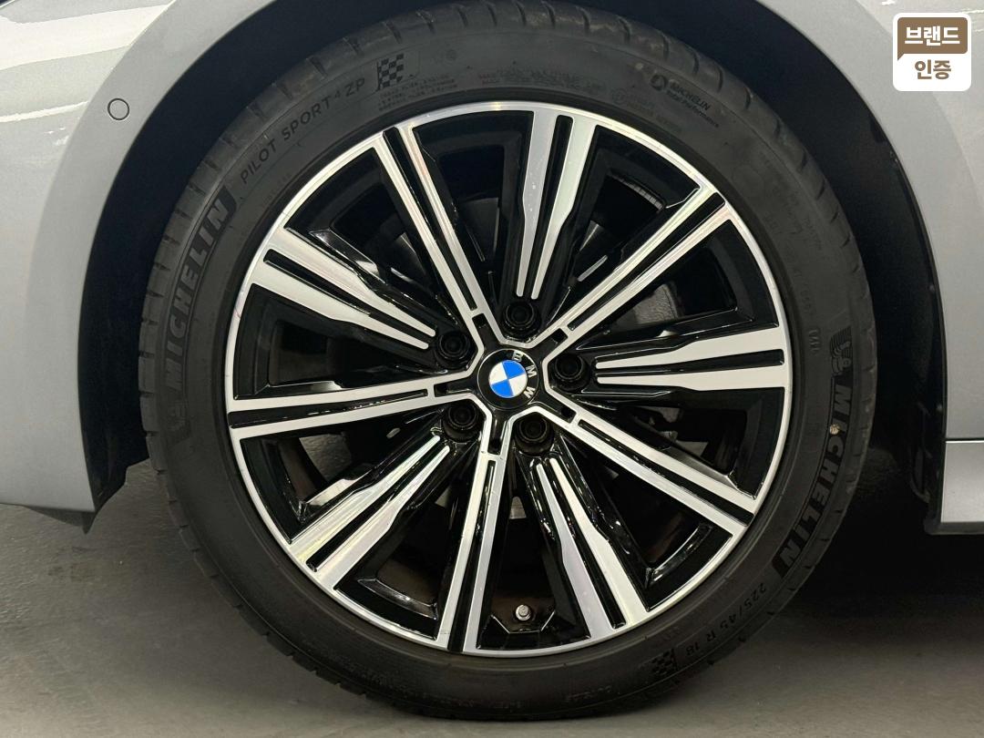 BMW 3 Series G20 Gasoline 2WD 320i — фото 5