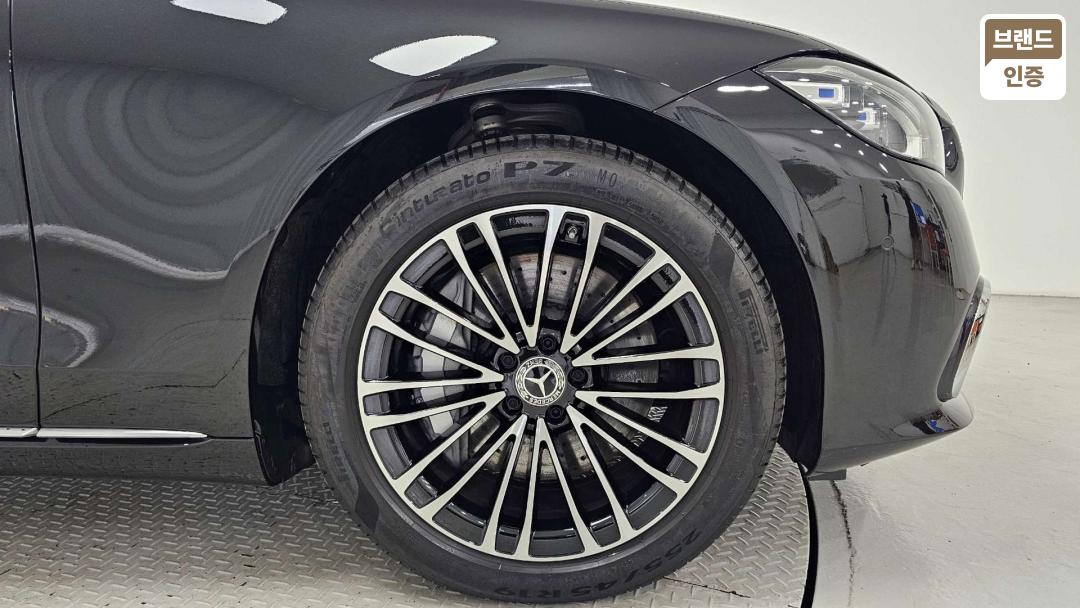 Mercedes-Benz S-Class W223 Diesel 4WD S350 d 4MATIC — фото 5