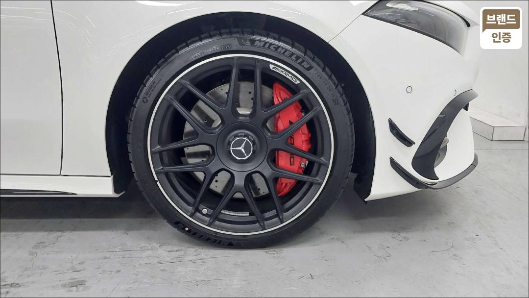 Mercedes-Benz A-Class W177 Gasoline 4WD A45 S AMG 4MATIC+ Hatchback — фото 5