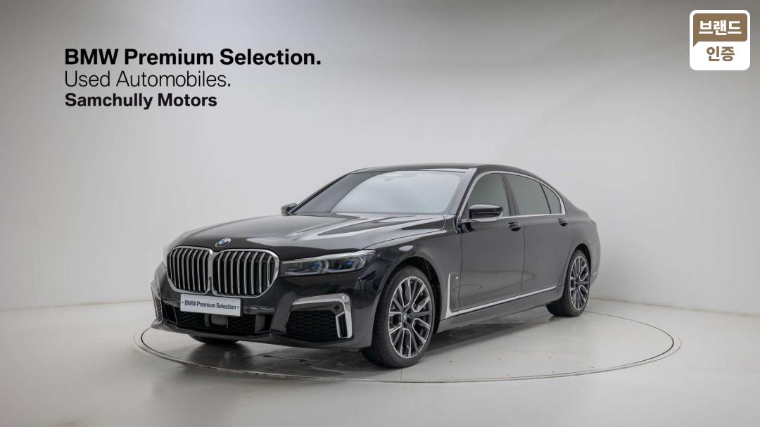 BMW 7 Series G11 740Li xDrive M Sport